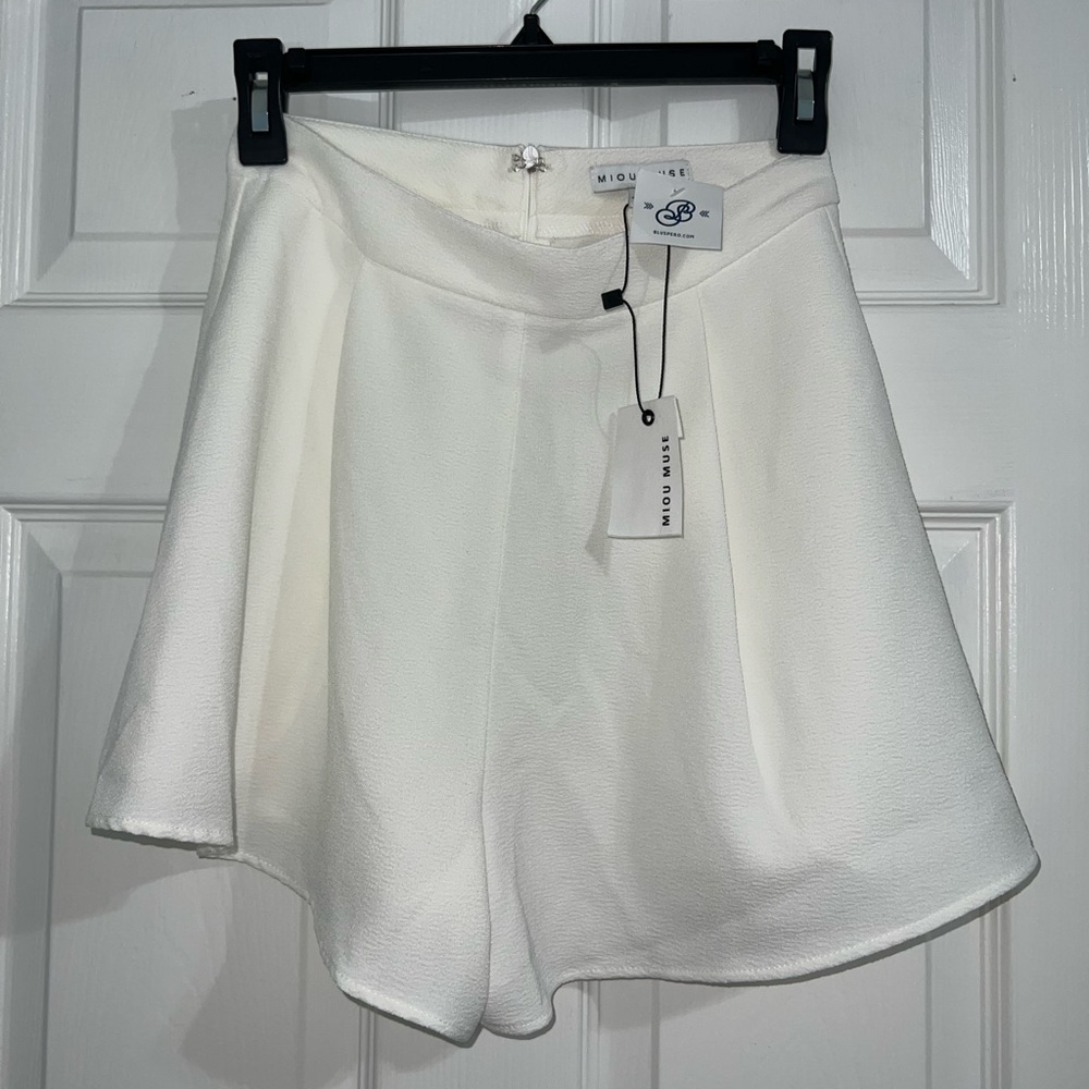 Miou Muse White High Waisted Shorts NWT